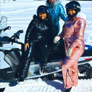 Black ski suit !! One time used